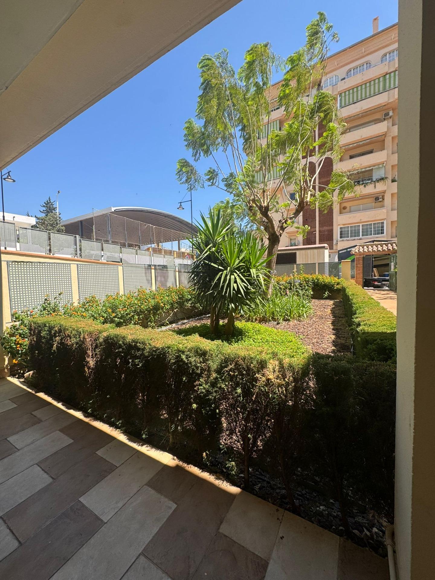 3 Bedroom Apartment in Fuengirola - Photo 14