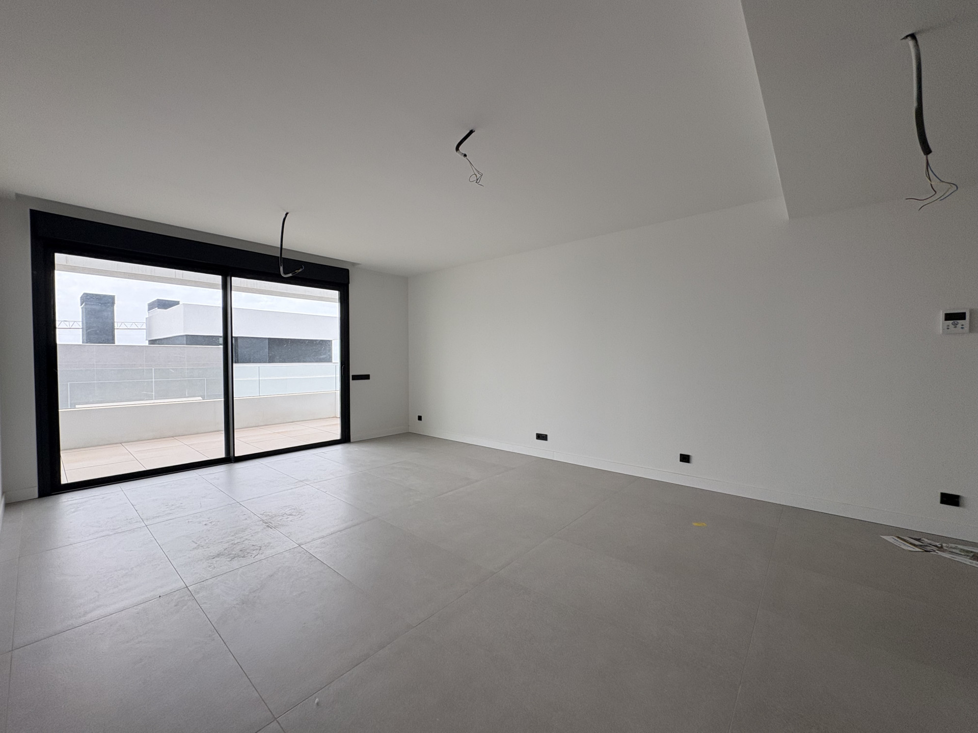 2 Bedroom Apartment in Marbella - Photo 29