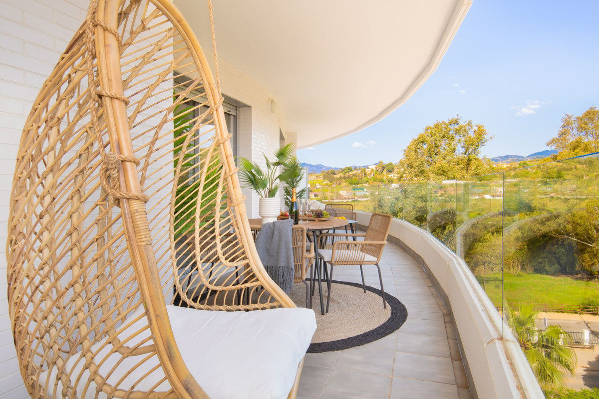 2 Bedroom Apartment in Marbella - Photo 19