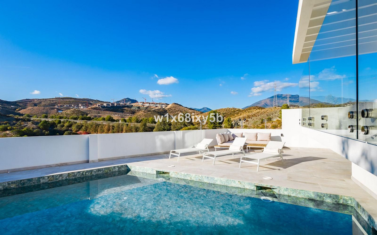 5 Bedroom Villa in Benahavís - Фото 31
