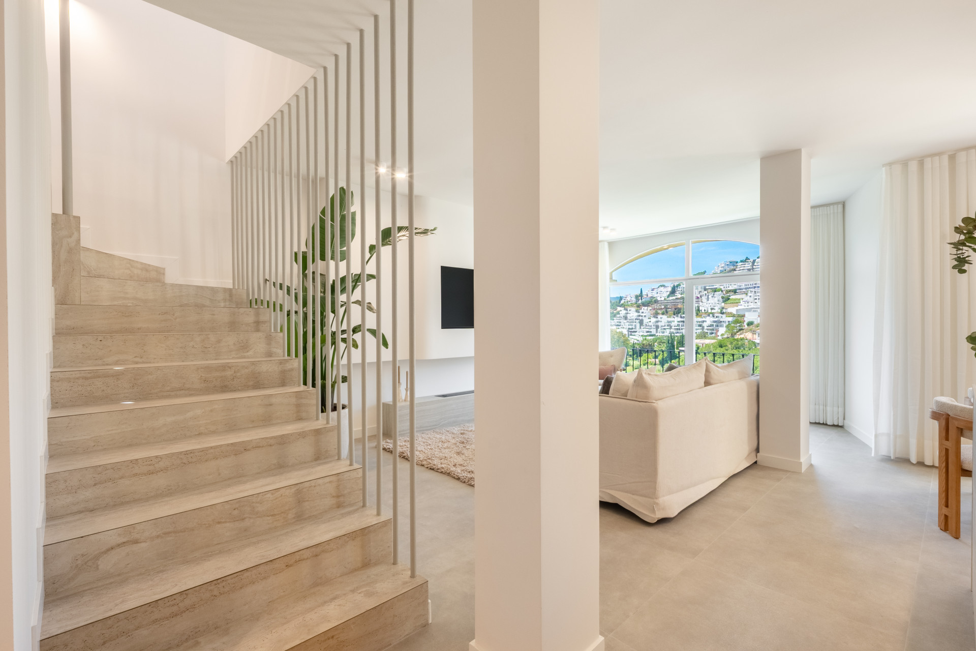 3 Bedroom Townhouse in Benahavís - Photo 16