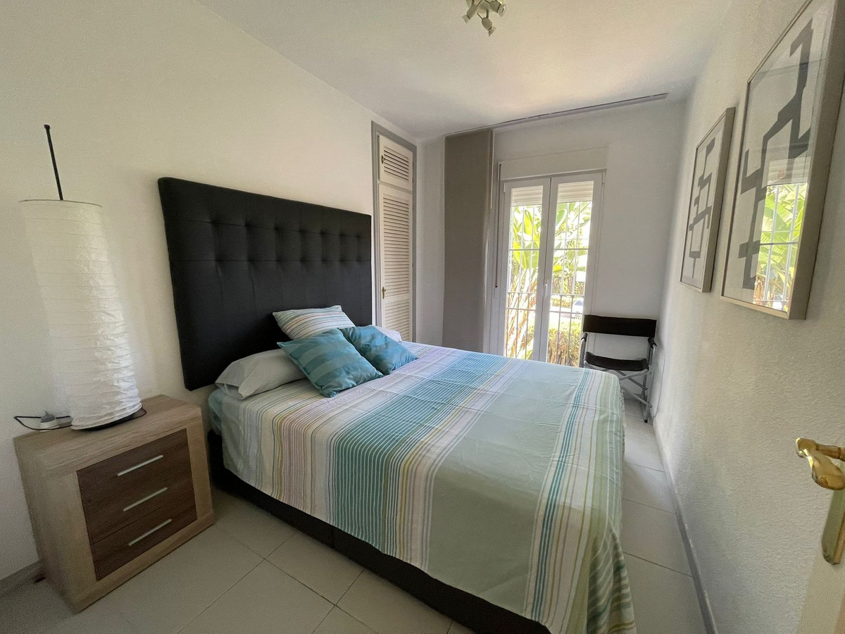 5 Bedroom Apartment in Marbella - Photo 9