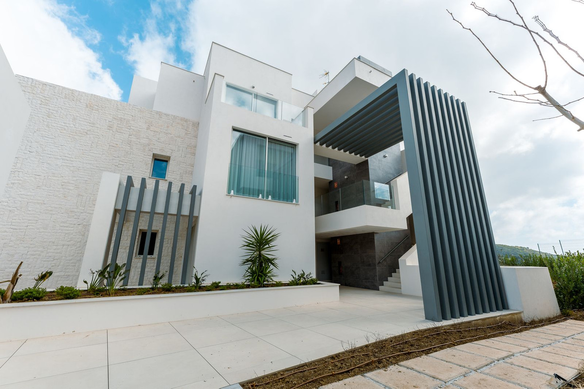 2 Bedroom Apartment in Ojén