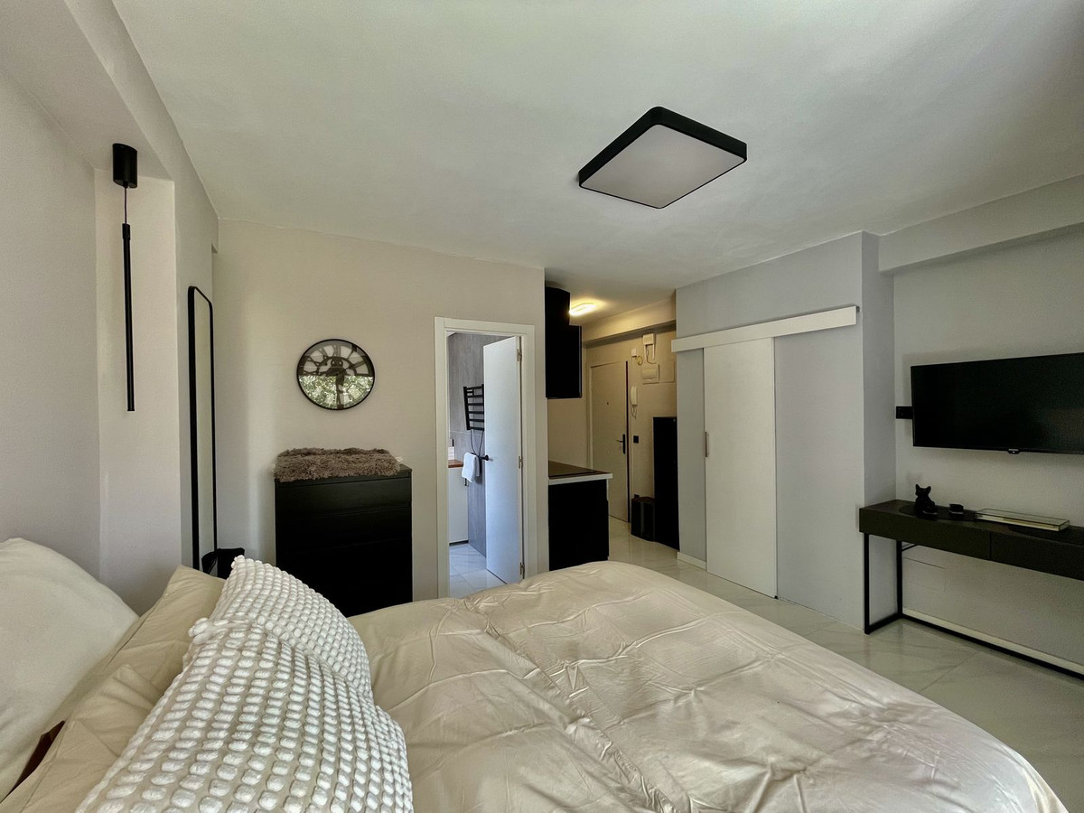 Apartment in Marbella - Photo 5