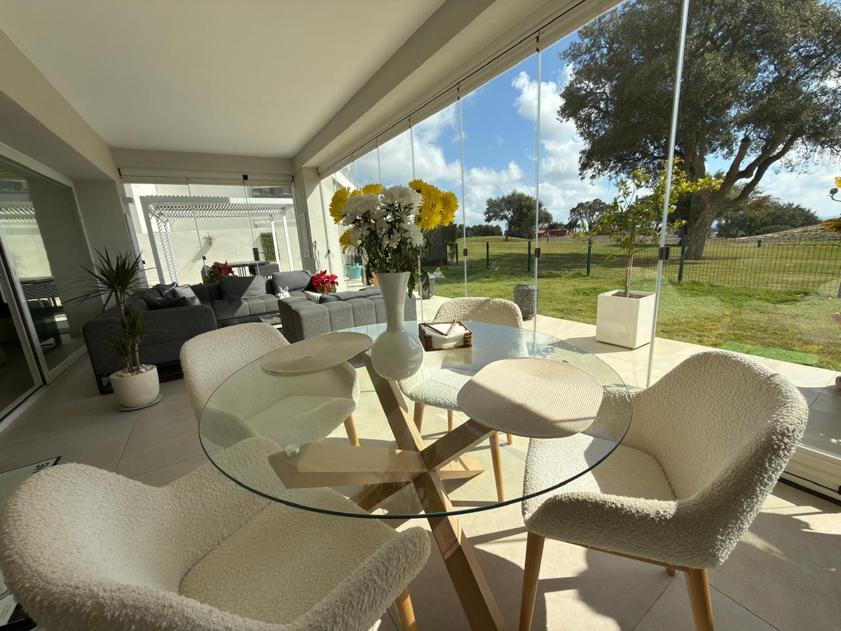 3 Bedroom Apartment in San Roque - Photo 17