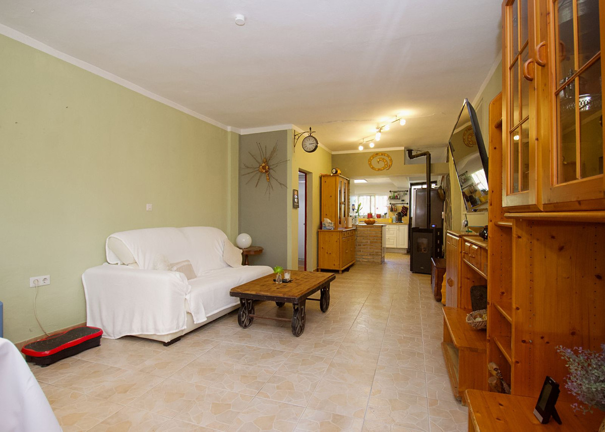 5 Bedroom Villa in Coín - Photo 15