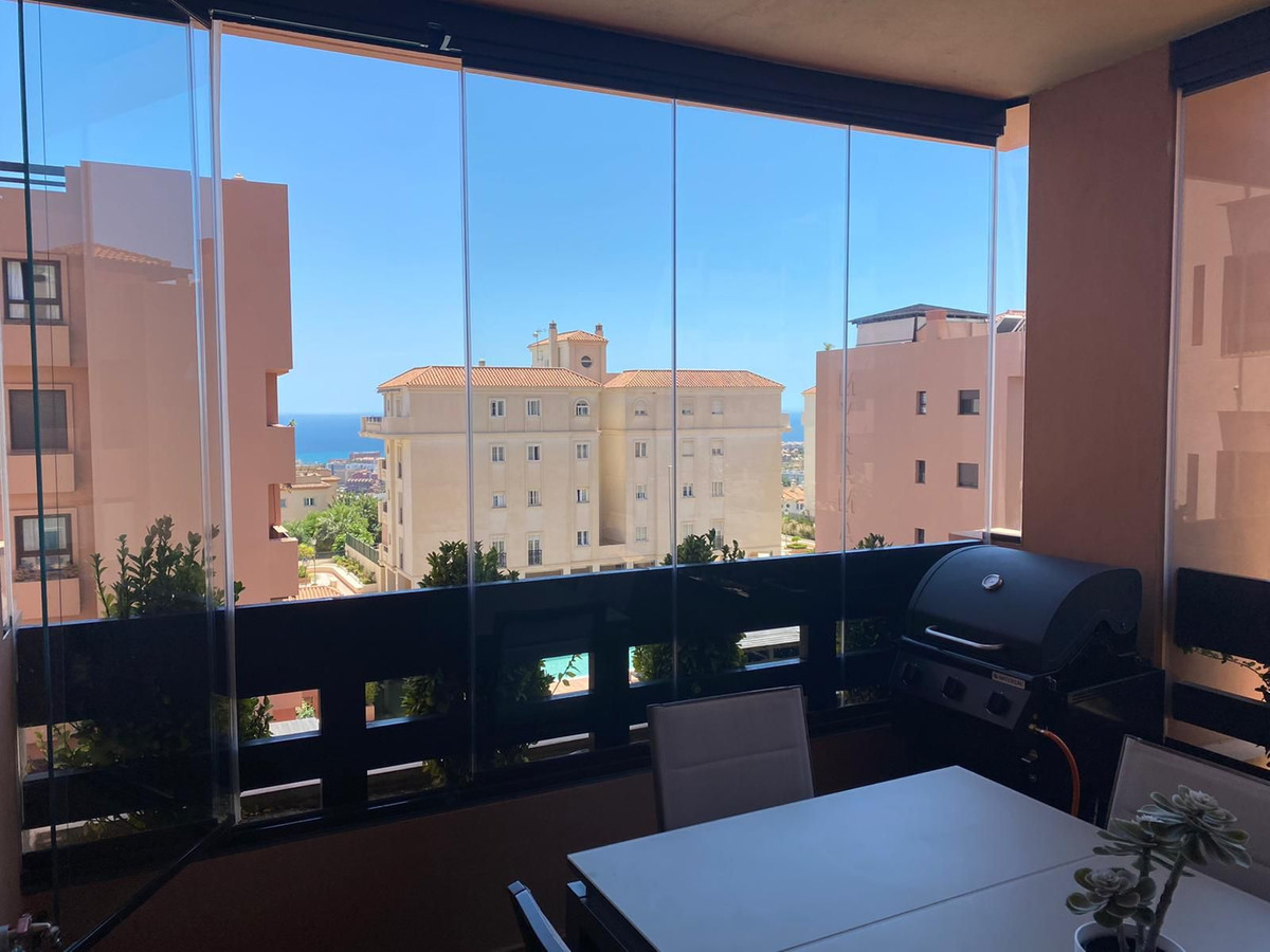 4 Bedroom Apartment in Benalmádena - Photo 6