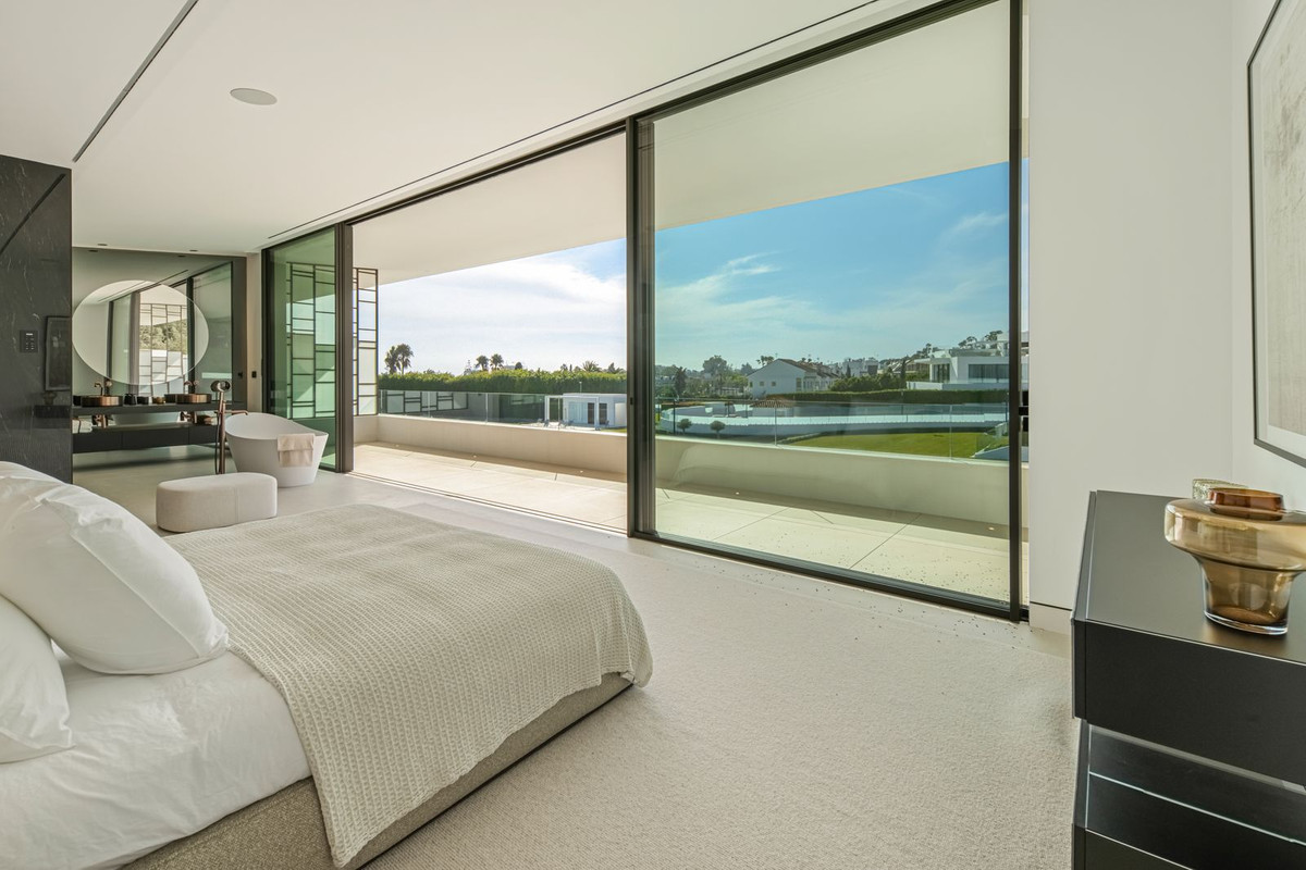 3 Bedroom Villa in Marbella - Фото 30