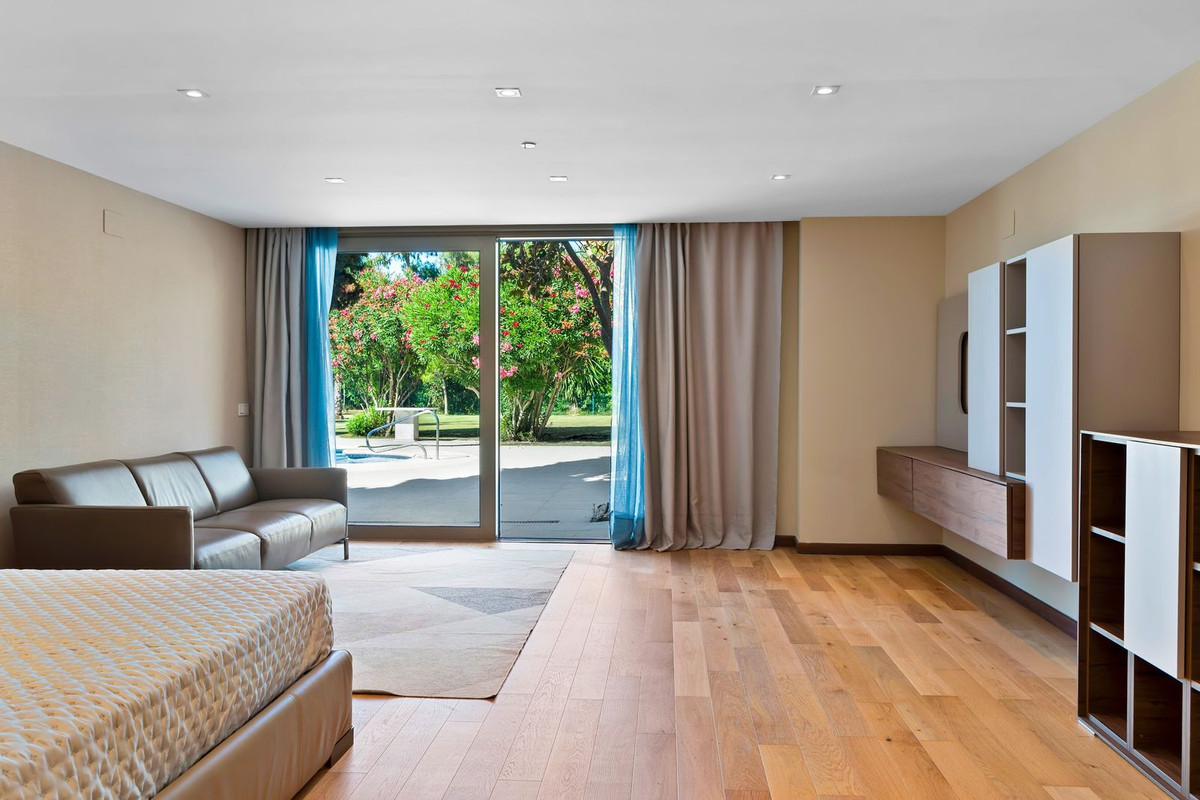 6 Bedroom Villa in San Pedro de Alcántara - Foto 20