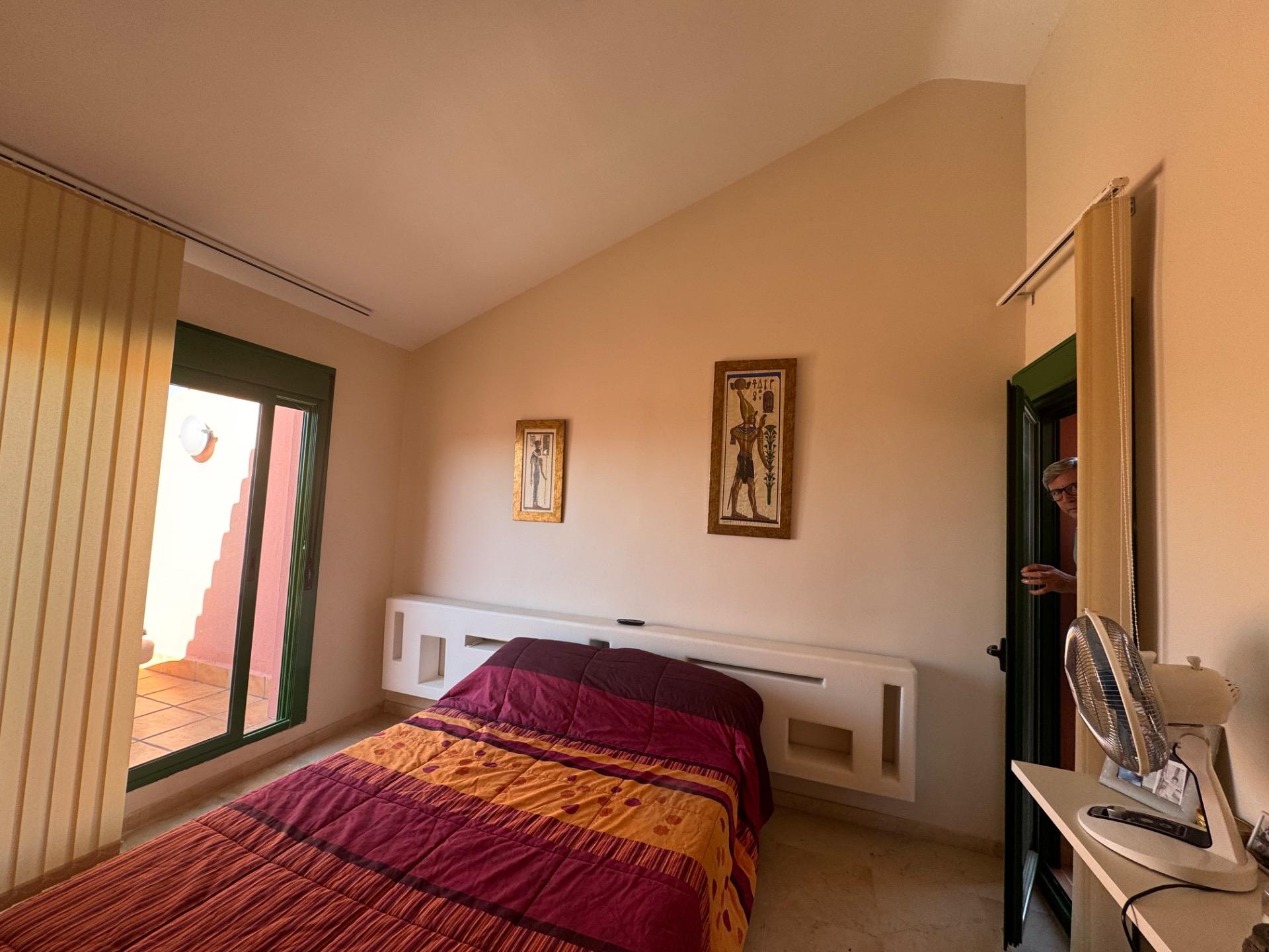 4 Bedroom Townhouse in Fuengirola - Photo 24