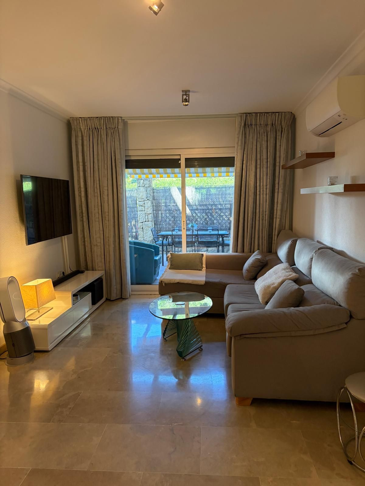 2 Bedroom Apartment in Marbella - Photo 6
