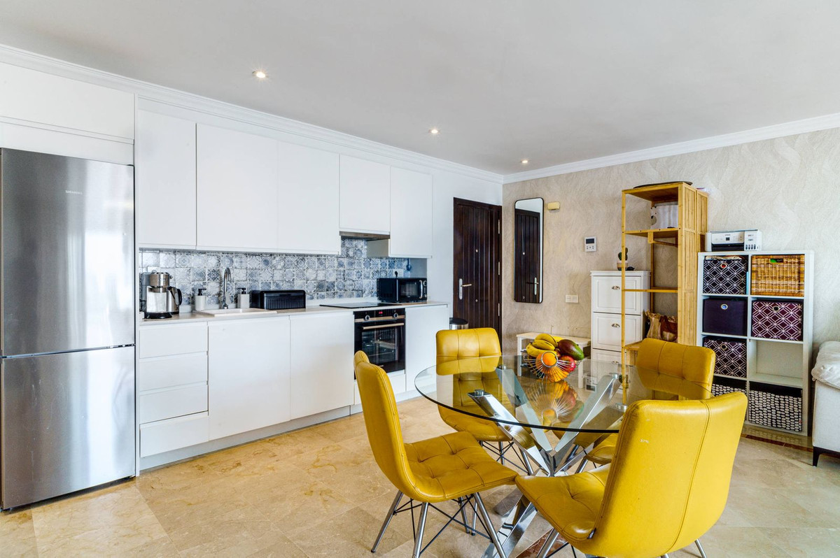 3 Bedroom Apartment in Benahavís - Foto 8