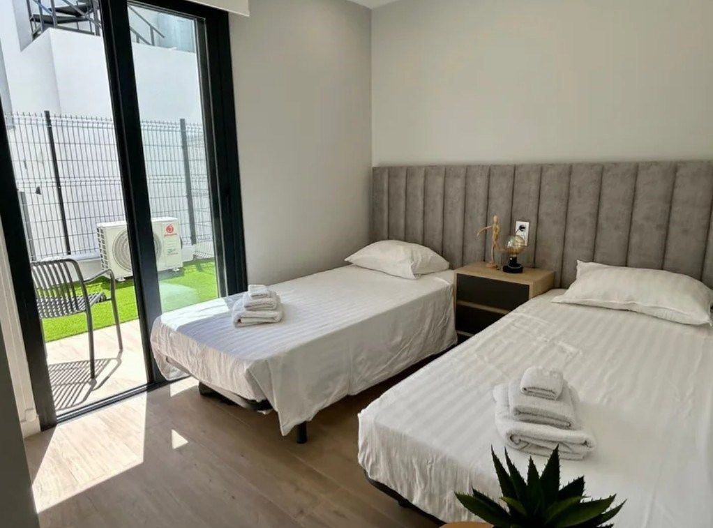 Apartamento com 3 quartos com piscina em Alicante, Espanha – Foto 15