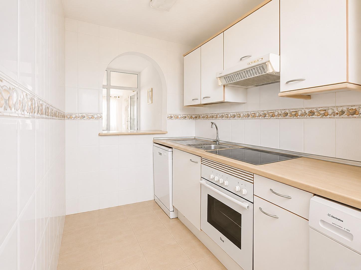 3 Bedroom Apartment in Mijas - Photo 16