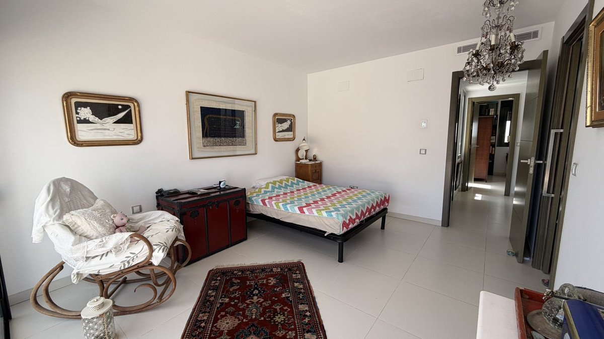 3 Bedroom Townhouse in Marbella - Photo 22