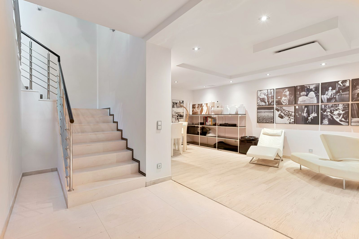 4 Bedroom Townhouse in Marbella - Foto 3