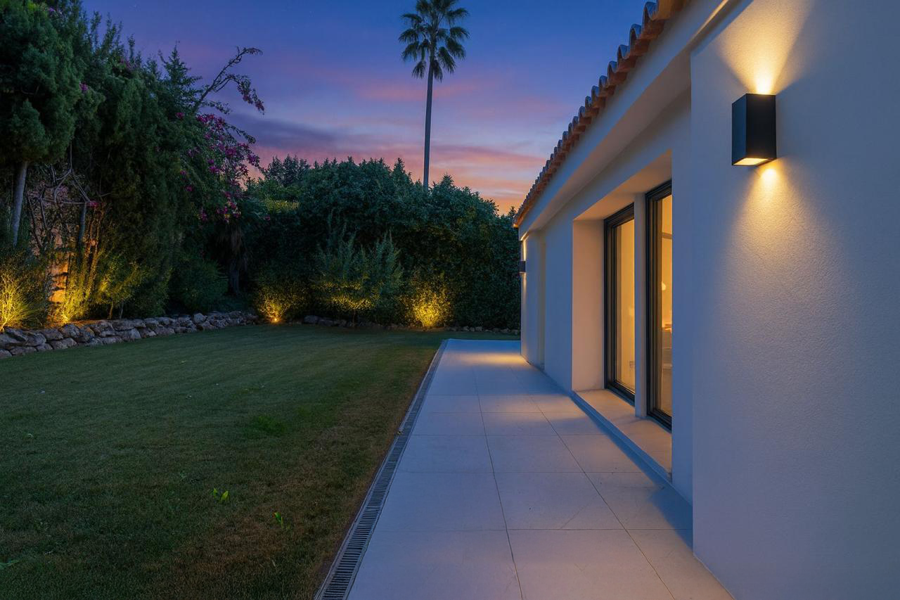 4 Bedroom Villa in Marbella - Photo 34