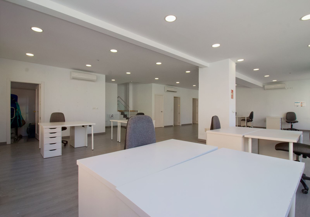 Locale commerciale a Malaga, Spagna – Foto 14