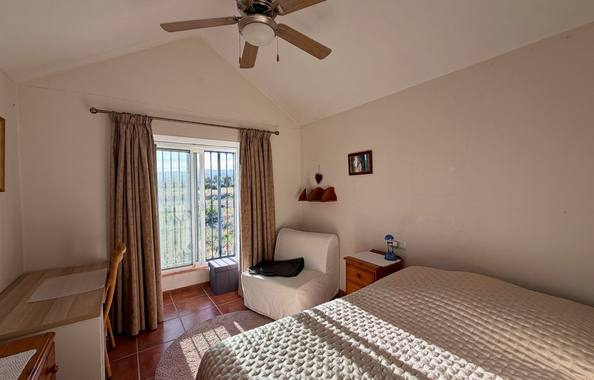 3 Bedroom Townhouse in Marbella - Photo 37