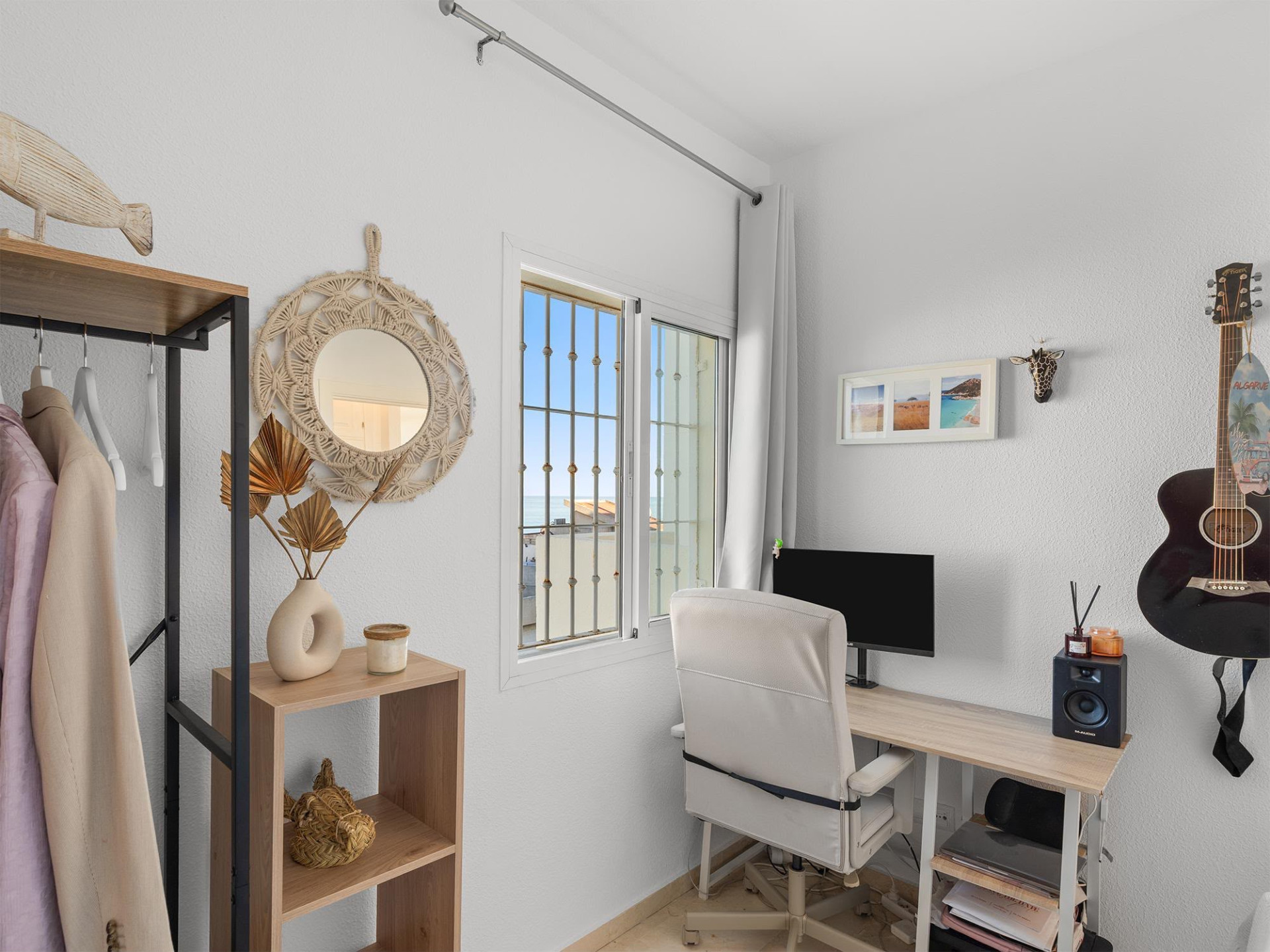 2 Bedroom Penthouse in Benalmádena - Photo 16