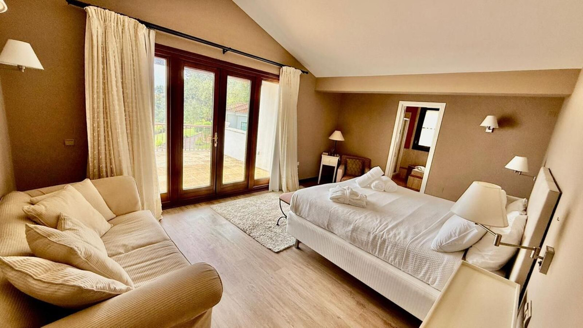 5 Bedroom Villa in Benahavís - Фото 6