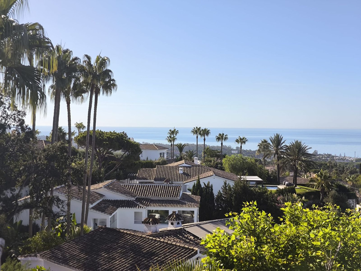 6 Bedroom Villa in Marbella - Photo 67