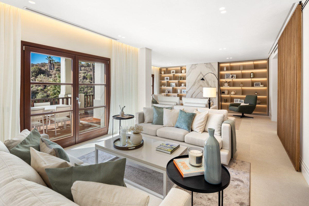 5 Bedroom Townhouse in Marbella - Photo 7