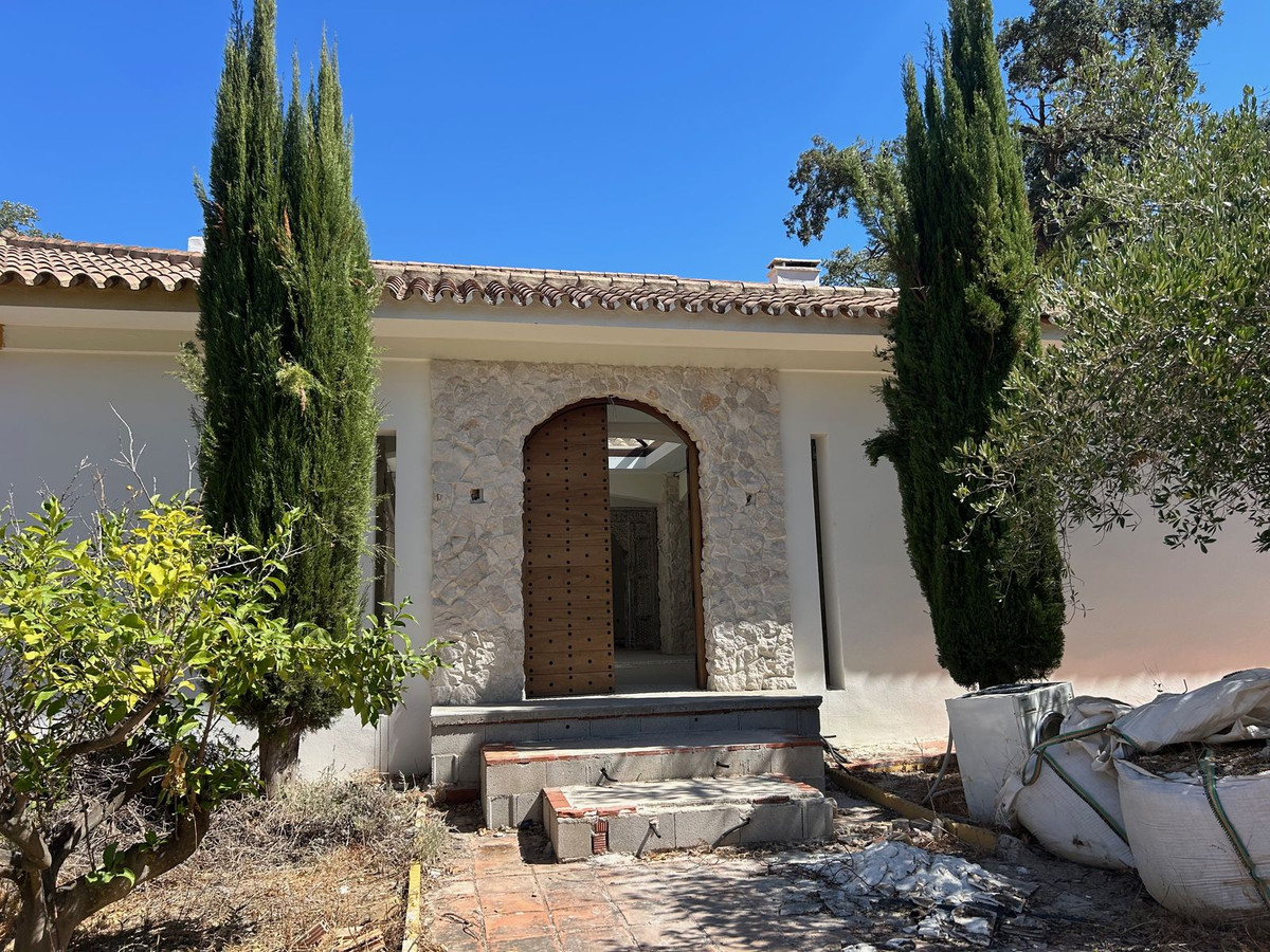 3 Bedroom Villa in Marbella - Photo 3