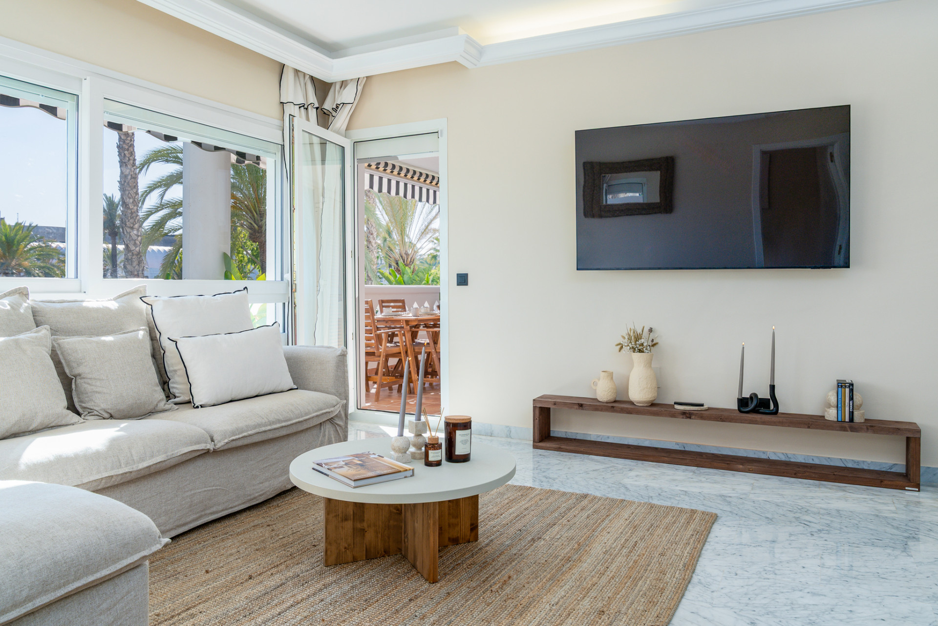 4 Bedroom Apartment in Marbella - Photo 3