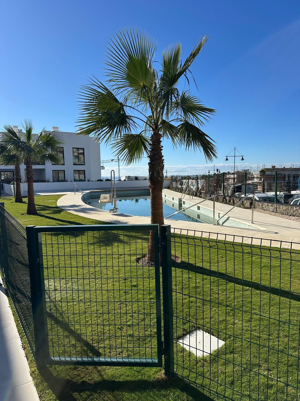 2 Bedroom Apartment in Benalmádena - Photo 20