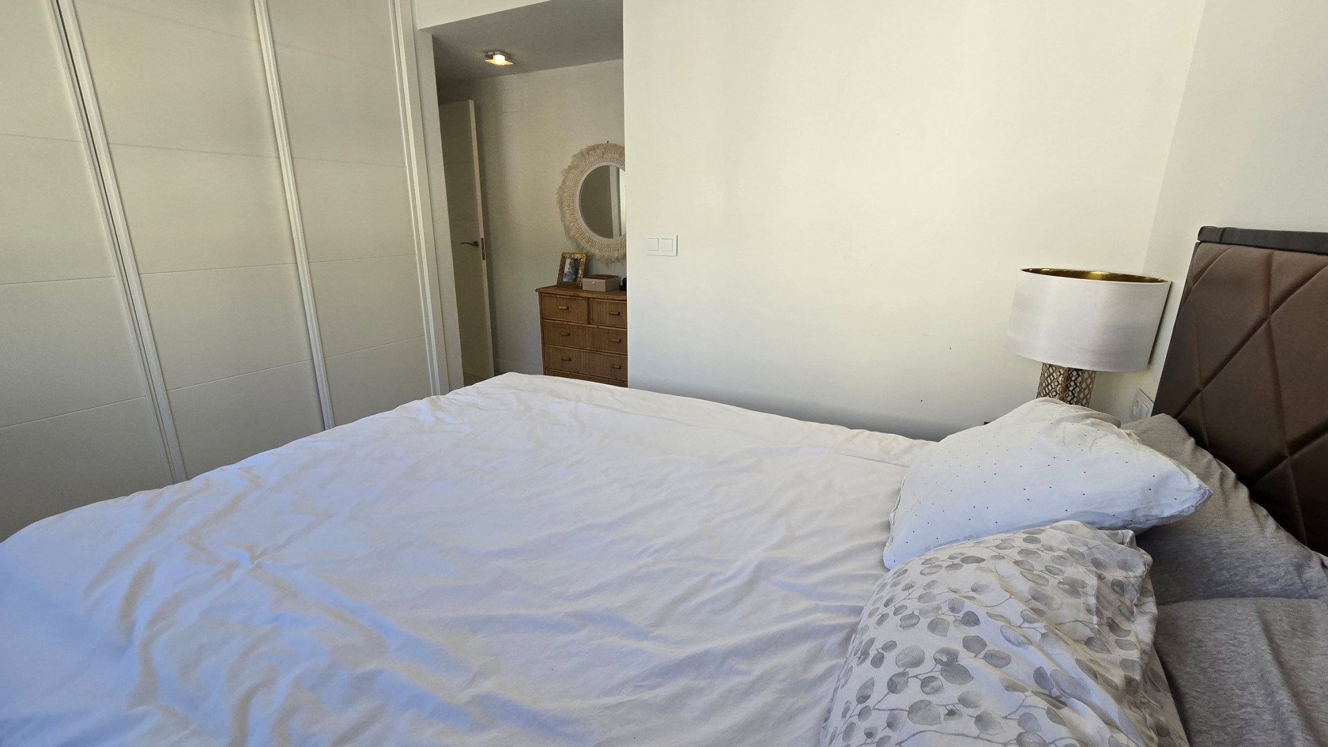 2 Bedroom Apartment in Benalmádena - Photo 25