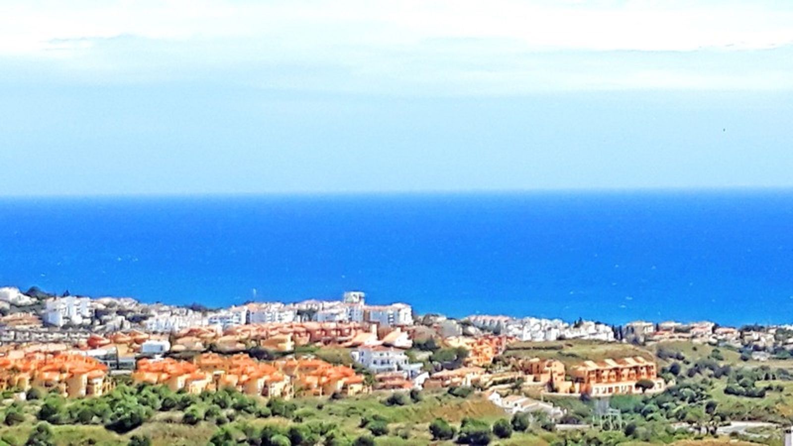 2 Bedroom Apartment in Mijas