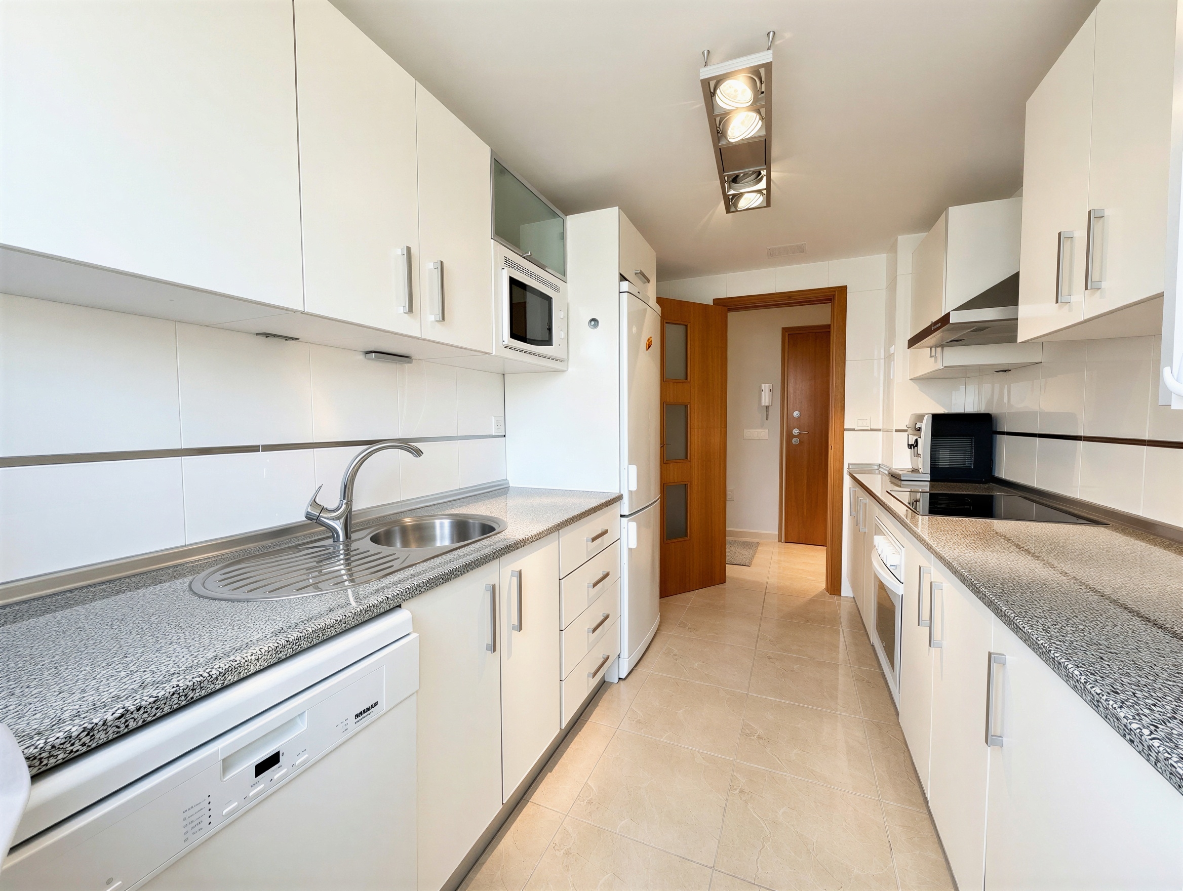 Apartamento com 2 quartos com piscina em Baleares, Espanha – Foto 16