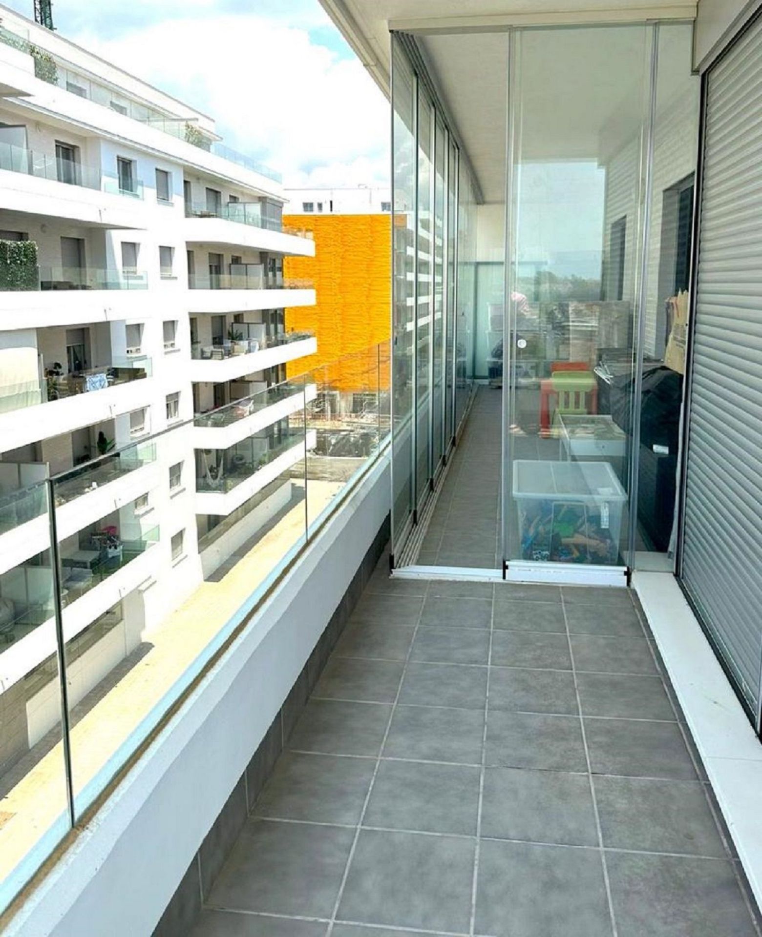 3 Bedroom Apartment in Marbella - Photo 3