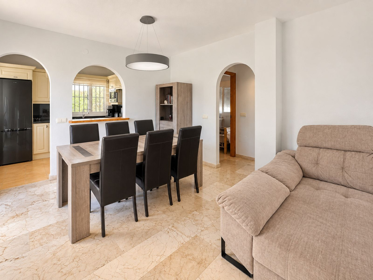 3 Bedroom Villa in Mijas - Photo 9