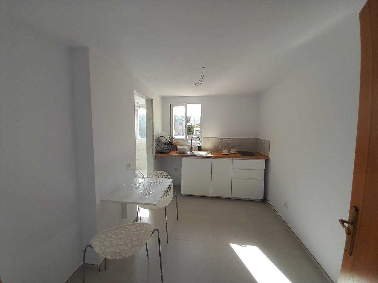 Piso de 4 dormitorios en Baleares – Foto 5