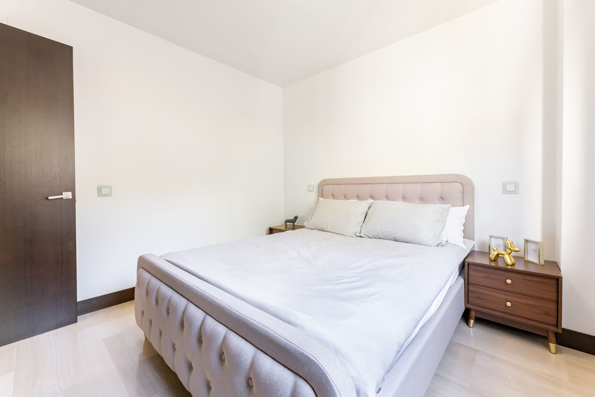 2 Bedroom Apartment in Benahavís - Foto 19