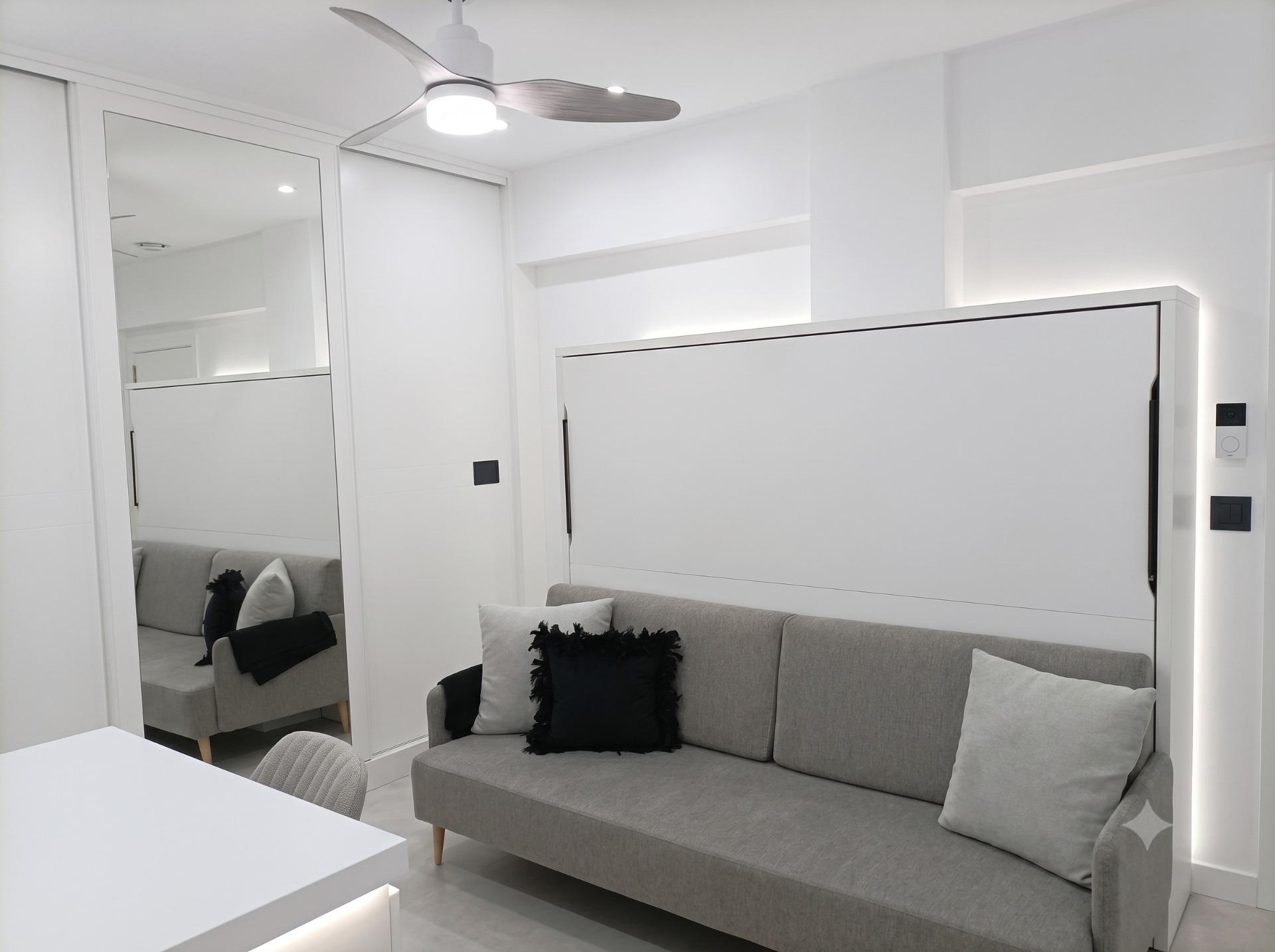 3 Bedroom Apartment in Torremolinos - Photo 23