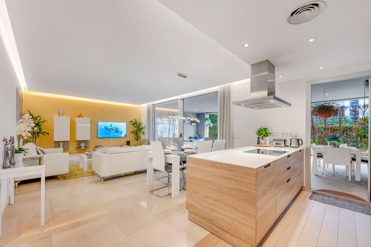 3 Bedroom Apartment in Marbella - Foto 5