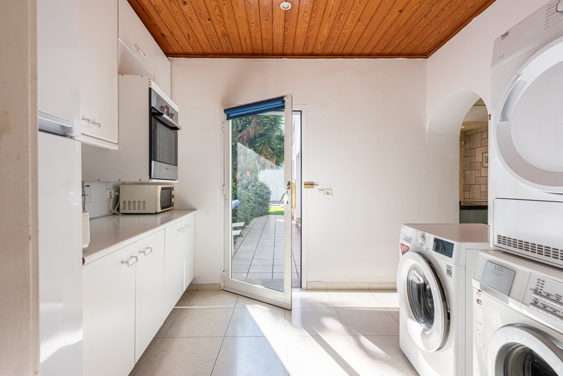 4 Bedroom Villa in San Pedro de Alcántara - Photo 11