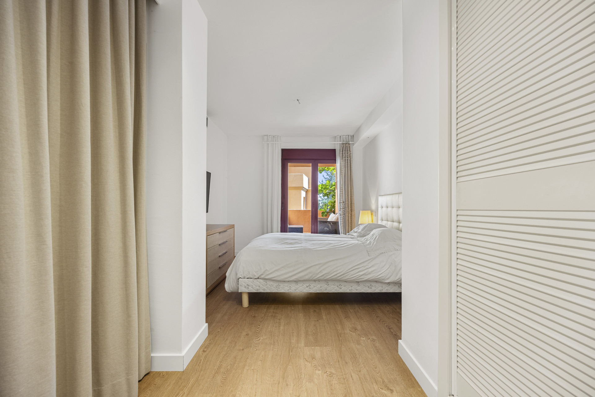 2 Bedroom Apartment in Benahavís - Foto 11