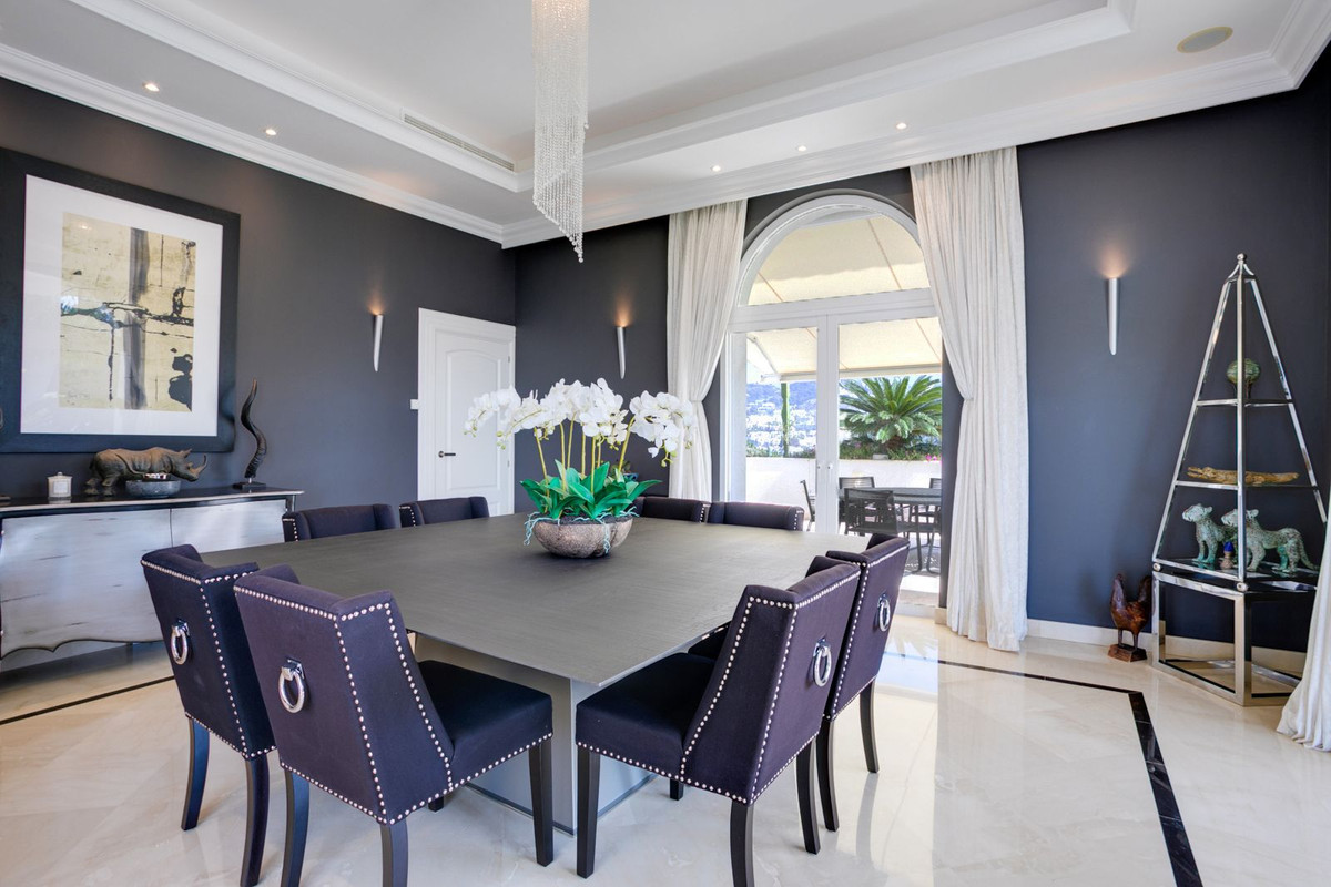 5 Bedroom Villa in Benahavís - Фото 10
