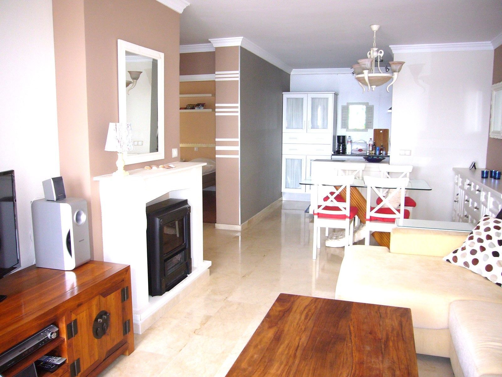 2 Bedroom Apartment in Mijas - Photo 4