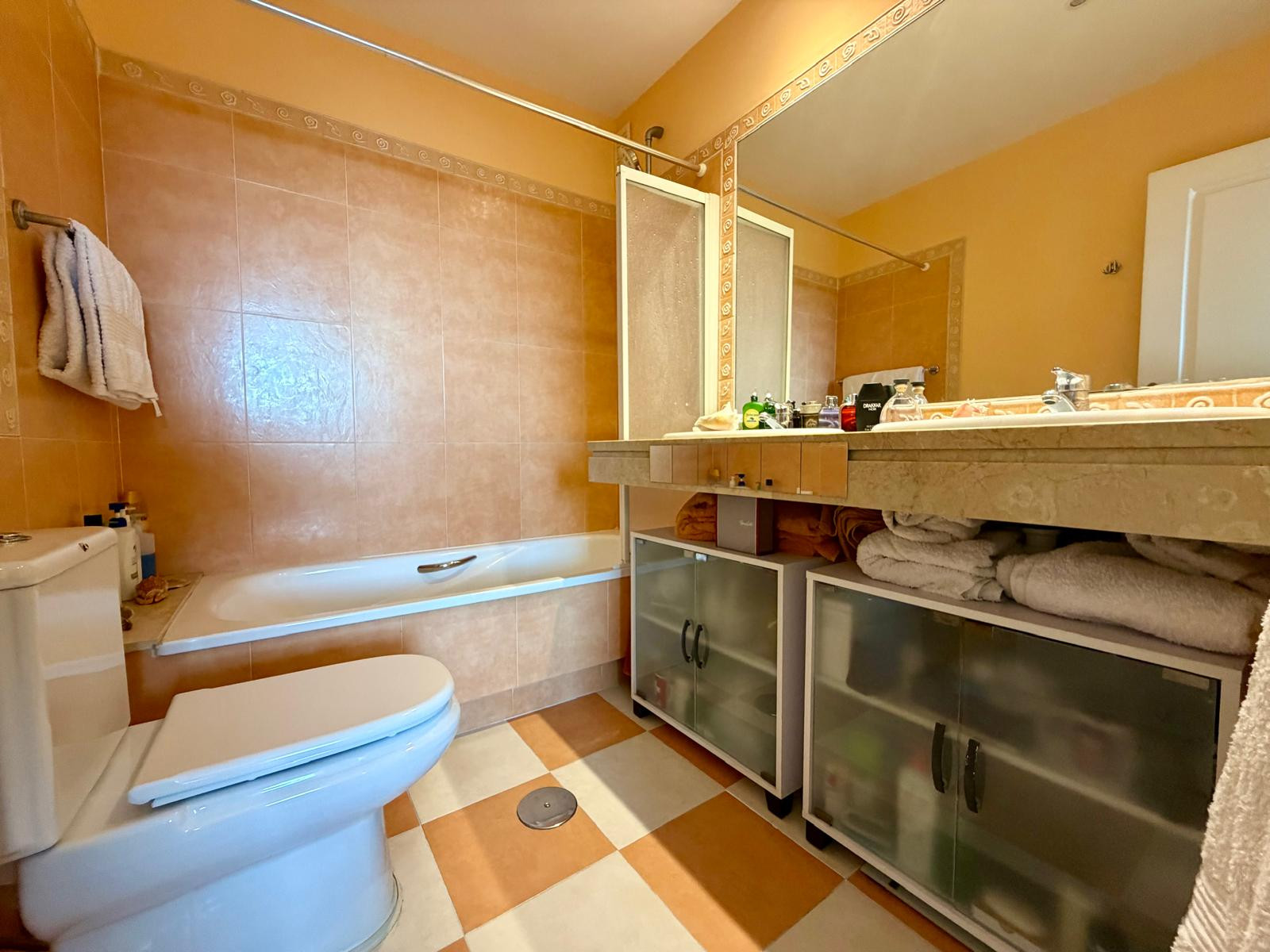 2 Bedroom Apartment in Mijas - Photo 17