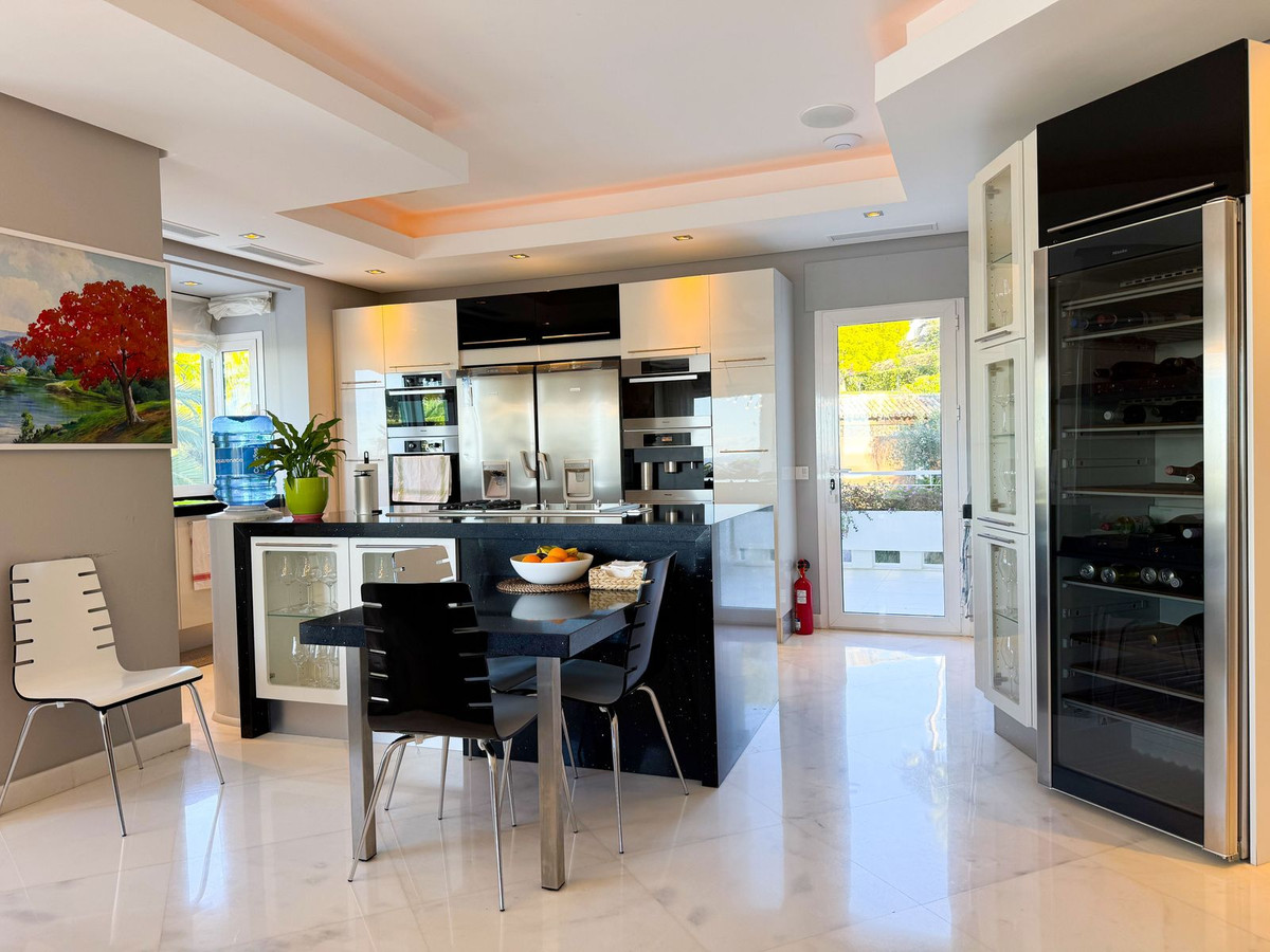 6 Bedroom Villa in Benahavís - Foto 7