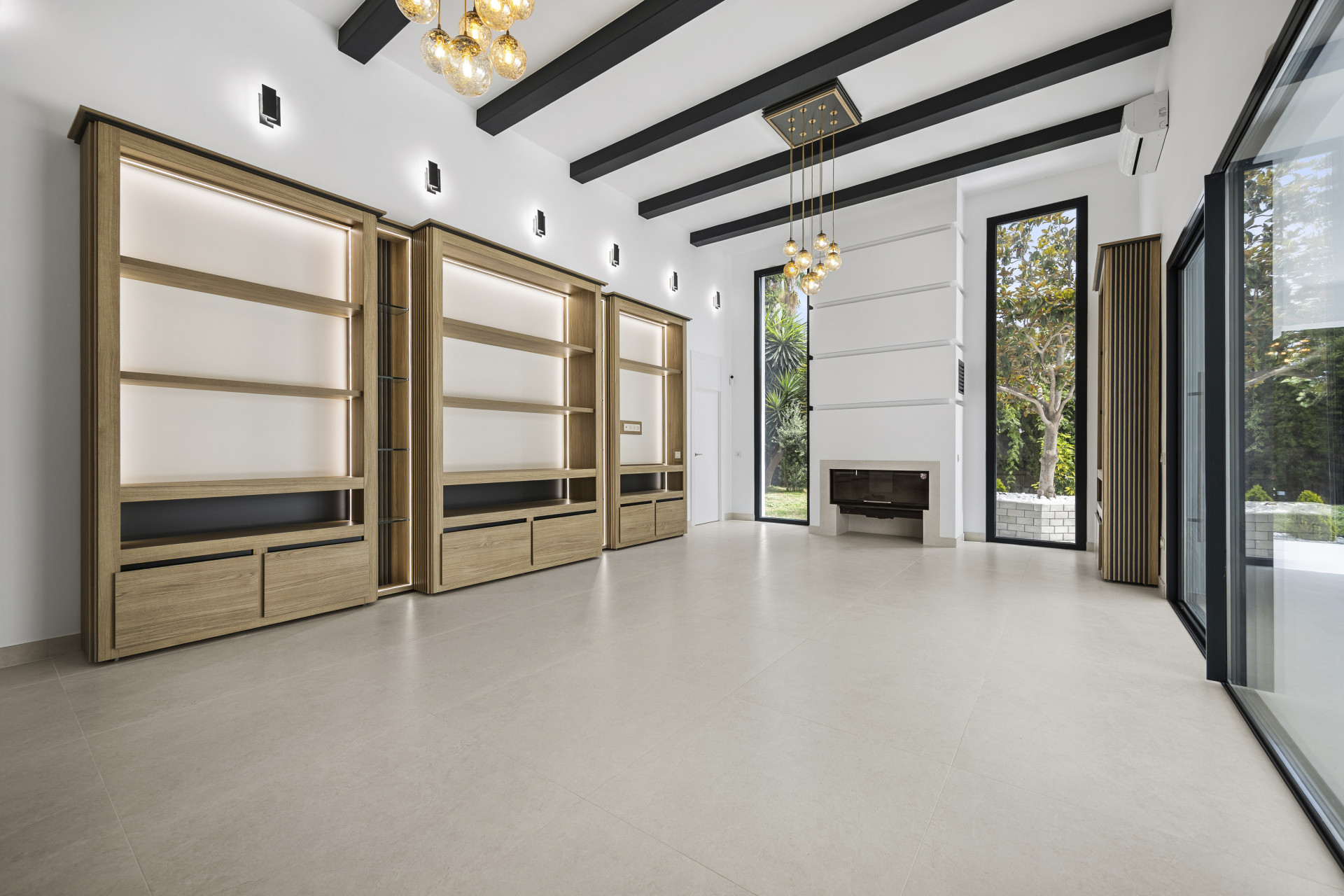 4 Bedroom Villa in San Pedro de Alcántara - Photo 8