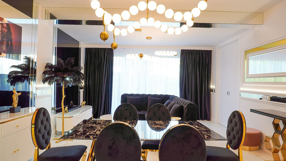 2 Bedroom Apartment in Marbella - Photo 2