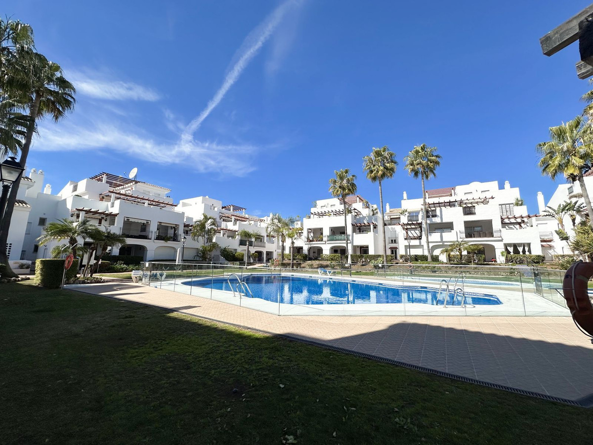 3 Bedroom Apartment in San Pedro de Alcántara - Photo 22