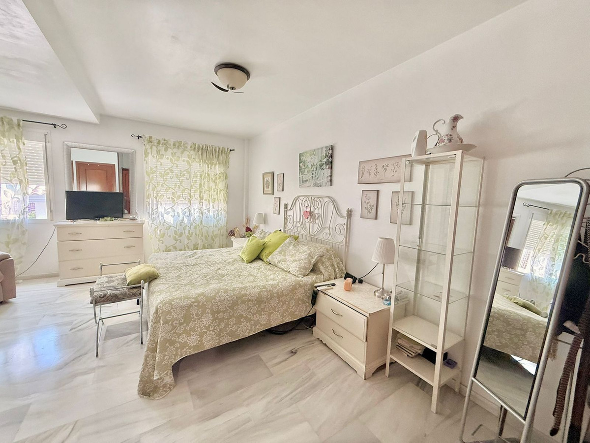 3 Bedroom Villa in Fuengirola - Photo 14