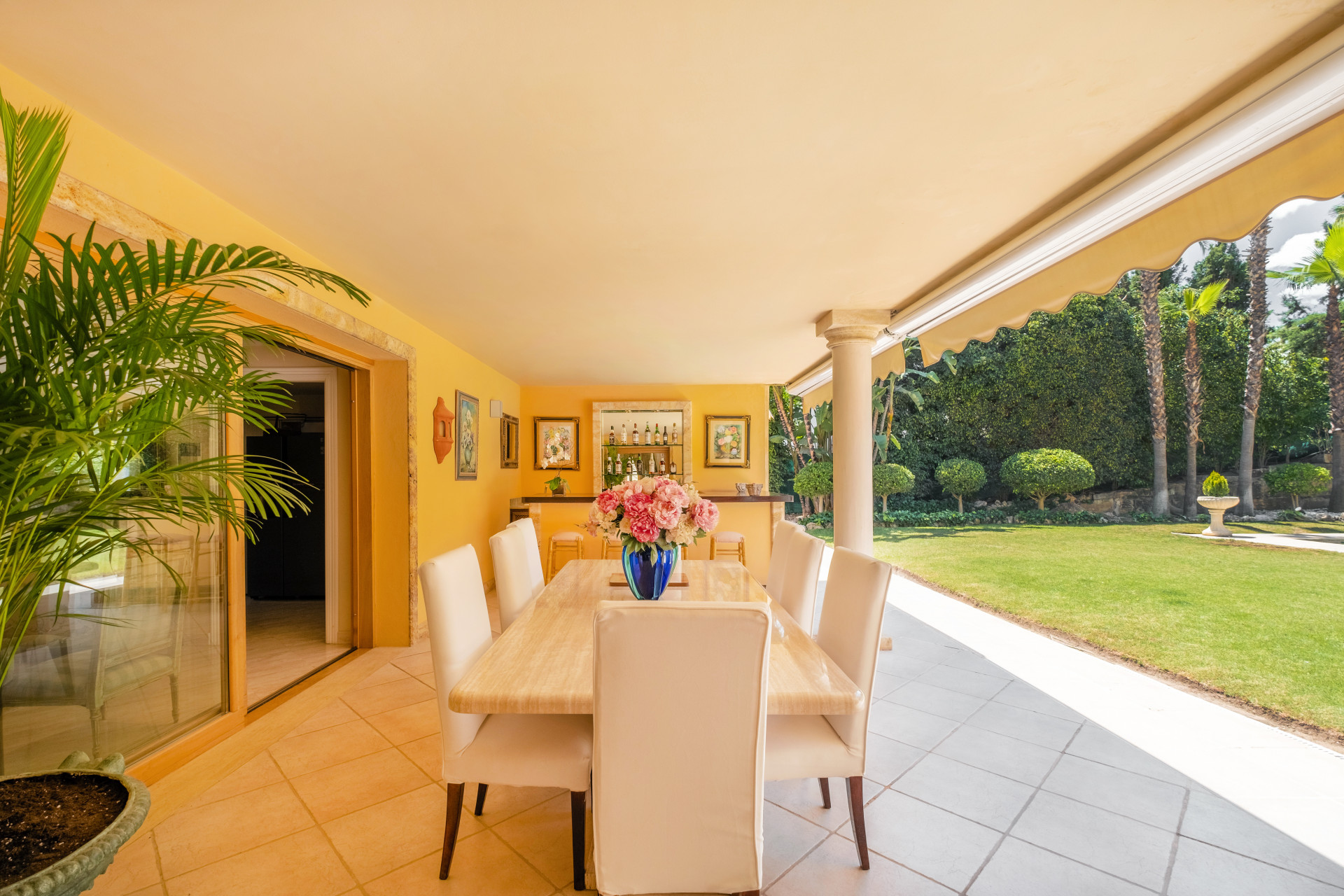 4 Bedroom Villa in Marbella - Photo 25